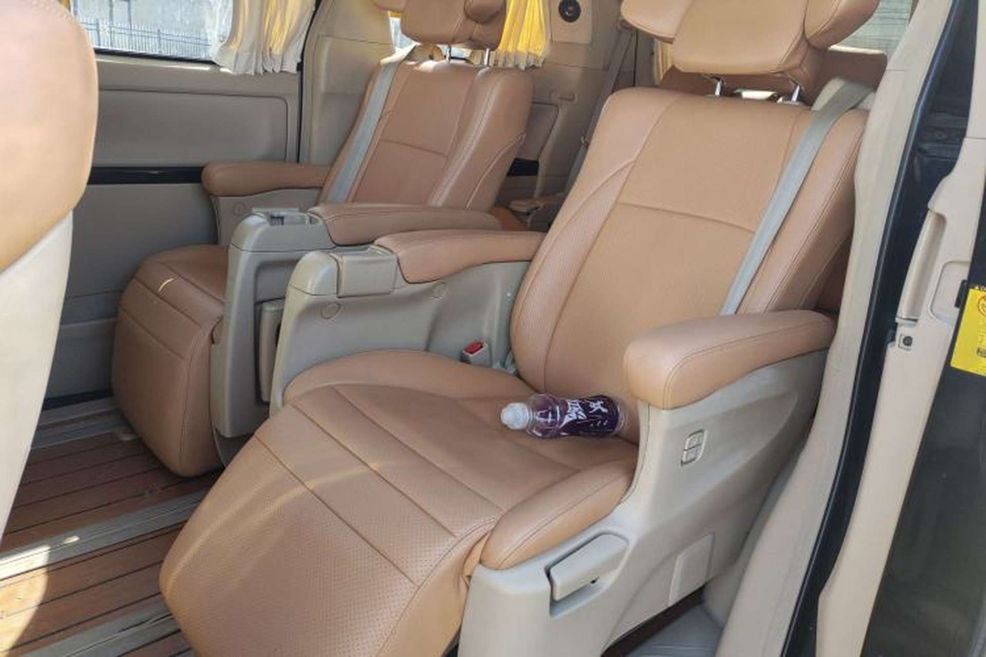 Used Toyota Alphard 2011 3.5L Luxury Edition Left Rear Seat