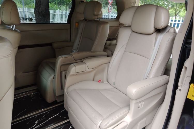 Used Toyota Alphard 2011 3.5L Luxury Edition Left Rear Seat