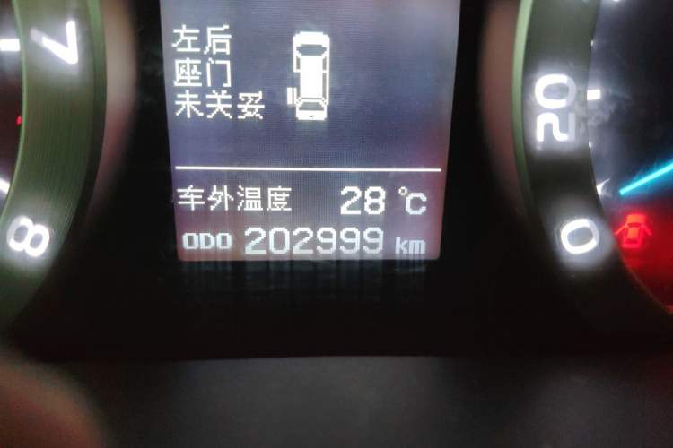 Used Toyota Alphard 2011 3.5L Luxury Edition Odometer Close Up
