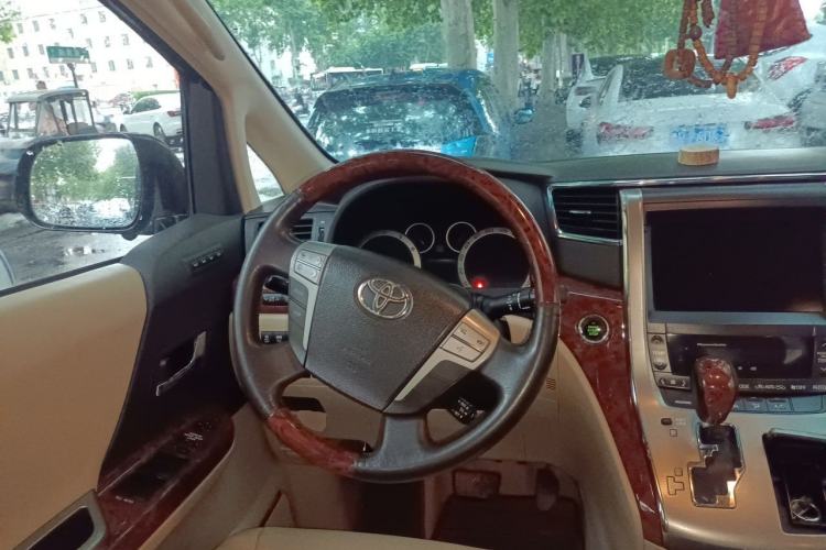 Used Toyota Alphard 2011 3.5L Luxury Edition Steering Wheel