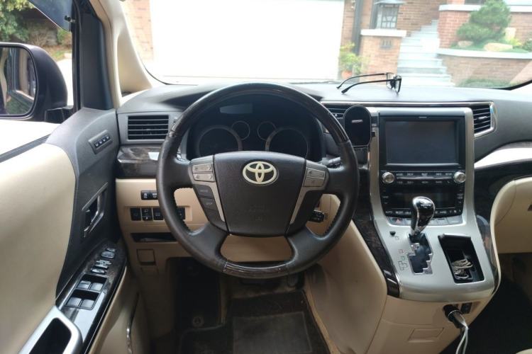 Used Toyota Alphard 2011 3.5L Luxury Edition Steering Wheel