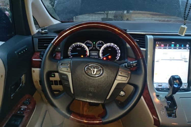 Used Toyota Alphard 2011 3.5L Luxury Edition Steering Wheel
