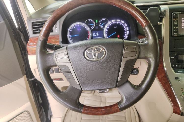 Used Toyota Alphard 2011 2.4L Luxury Edition Steering Wheel