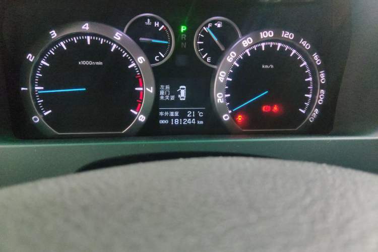 Used Toyota Alphard 2011 2.4L Luxury Edition Odometer Close Up