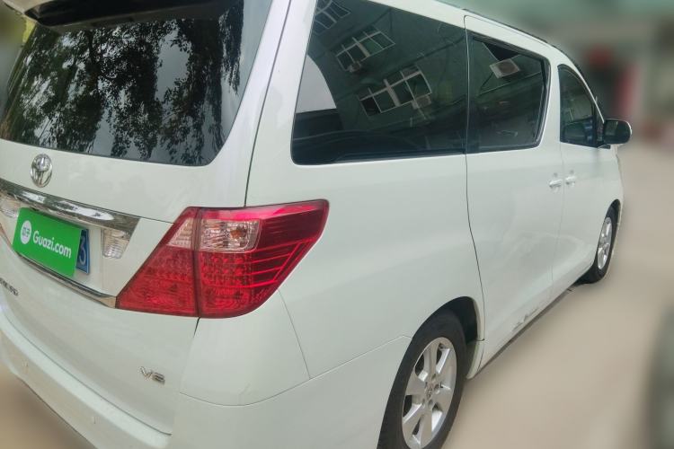 Used Toyota Alphard 2011 2.4L Luxury Edition Rear Right 45 Deg