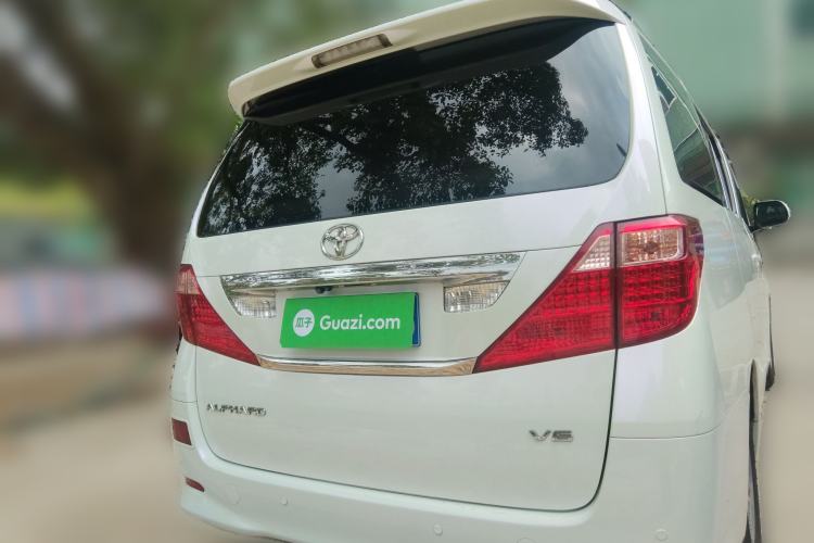 Used Toyota Alphard 2011 2.4L Luxury Edition Rear