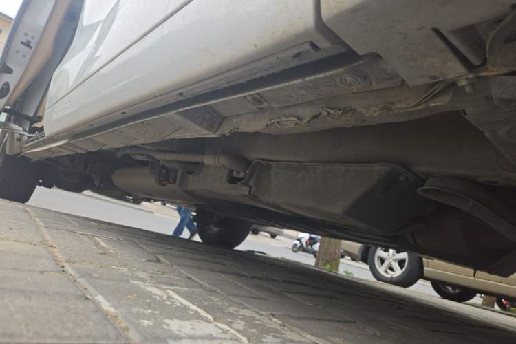 Used Toyota Alphard 2011 2.4L Luxury Edition Chassis Front Right