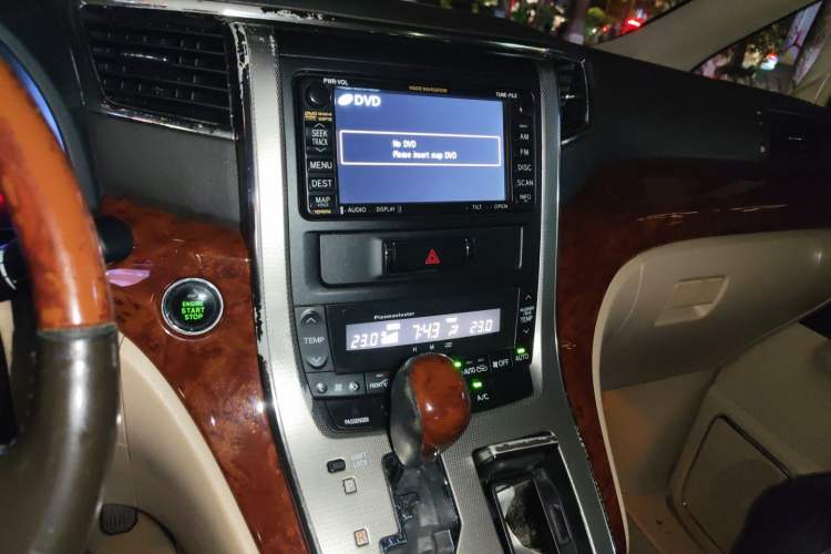 Used Toyota Alphard 2011 2.4L Luxury Edition Audio And AC Panel