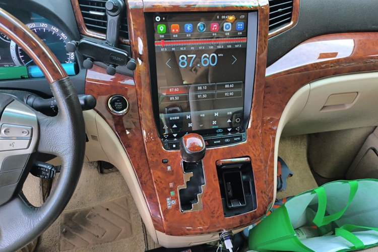 Used Toyota Alphard 2011 3.5L Luxury Edition Audio And AC Panel