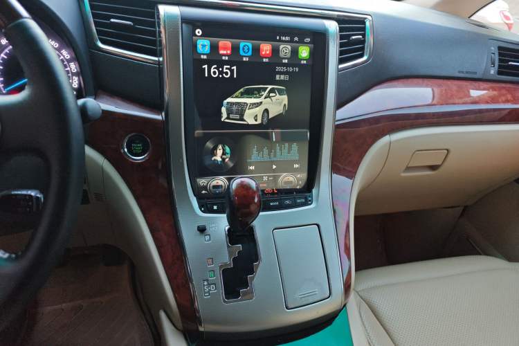 Used Toyota Alphard 2011 3.5L Luxury Edition Audio And AC Panel