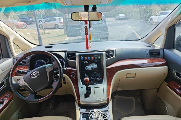 Used Toyota Alphard 2011 3.5L Luxury Edition Center Console