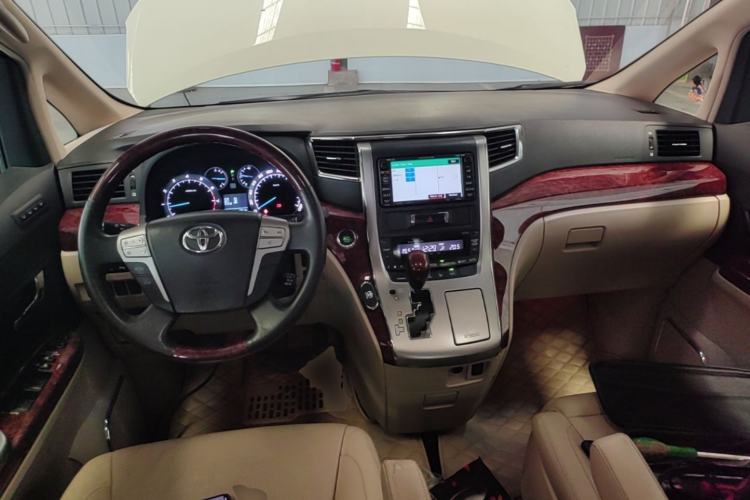 Used Toyota Alphard 2011 3.5L Luxury Edition Center Console
