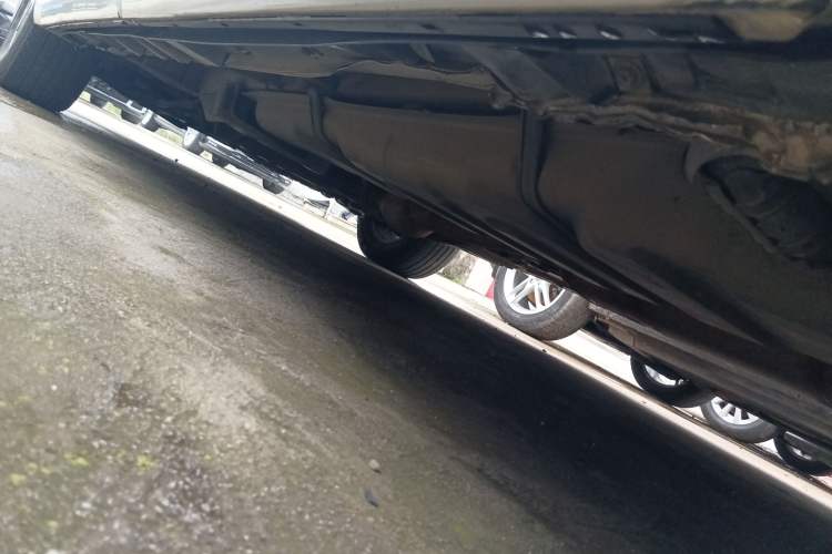 Used Toyota Alphard 2011 3.5L Luxury Edition Chassis Rear Left