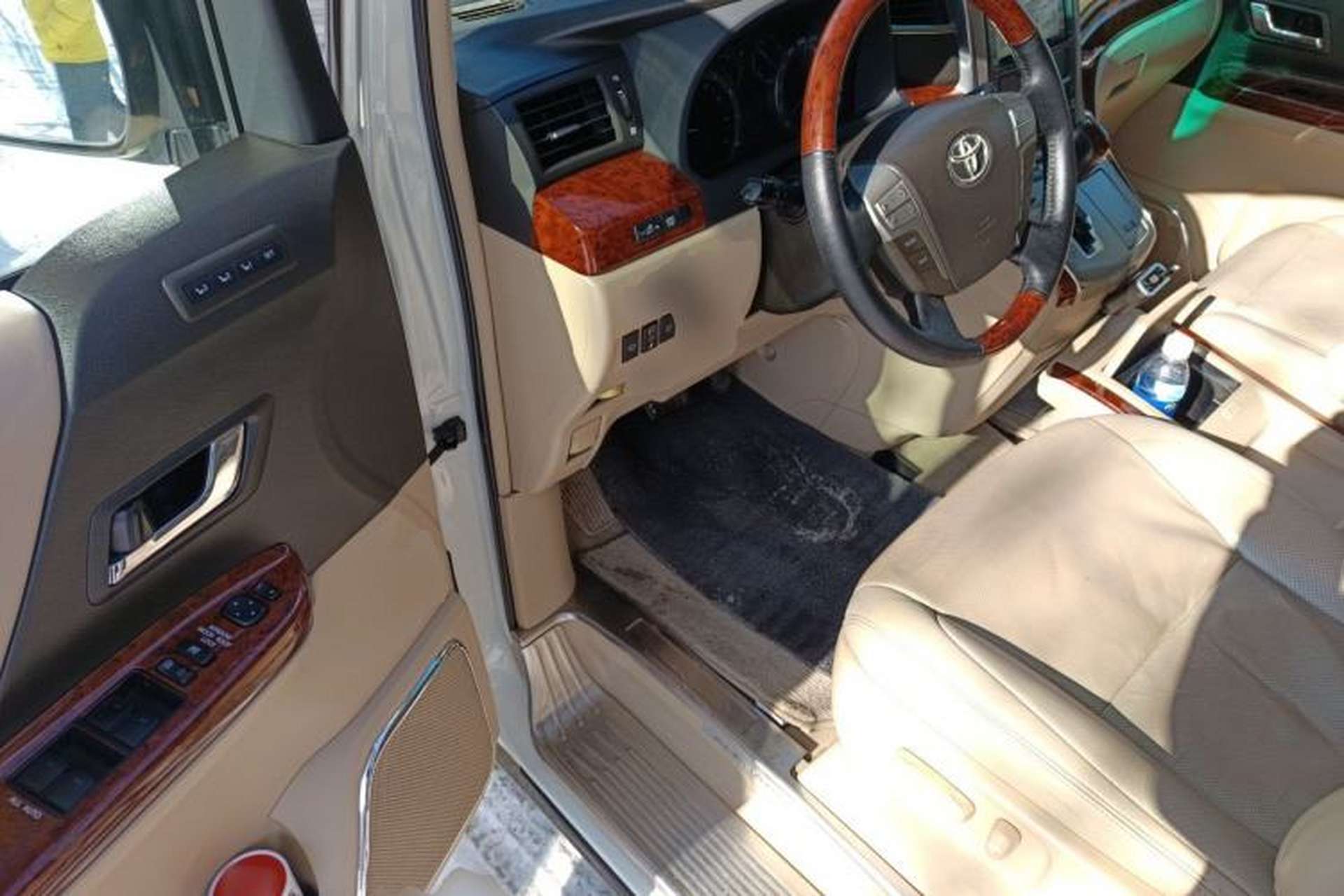 Used Toyota Alphard 2011 3.5L Luxury Edition Driver Seat