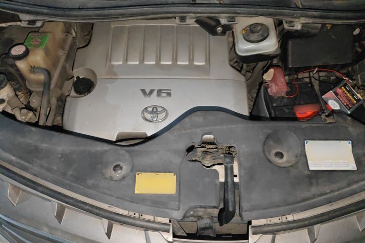 Used Toyota Alphard 2011 3.5L Luxury Edition Engine Bay