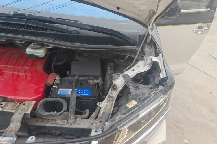 Used Toyota Alphard 2011 3.5L Luxury Edition Engine Bay Left