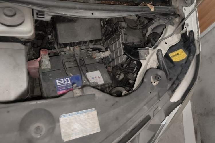 Used Toyota Alphard 2011 3.5L Luxury Edition Engine Bay Left