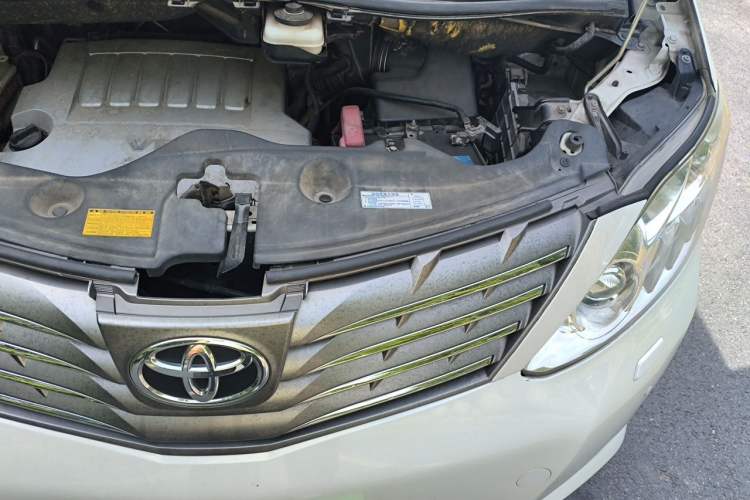 Used Toyota Alphard 2011 3.5L Luxury Edition Engine Bay Left