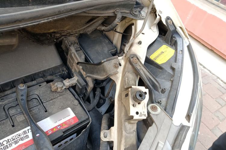 Used Toyota Alphard 2011 3.5L Luxury Edition Engine Bay Left
