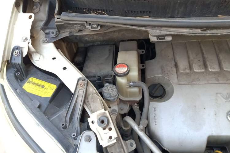 Used Toyota Alphard 2011 3.5L Luxury Edition Engine Bay Right