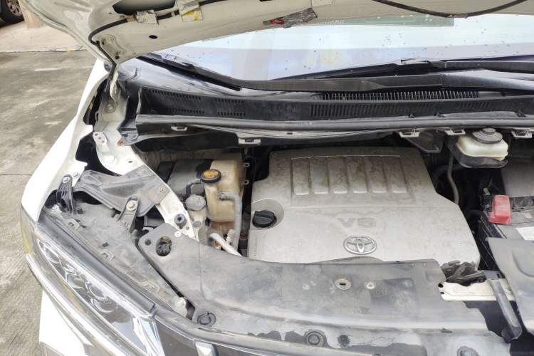 Used Toyota Alphard 2011 3.5L Luxury Edition Engine Bay Right