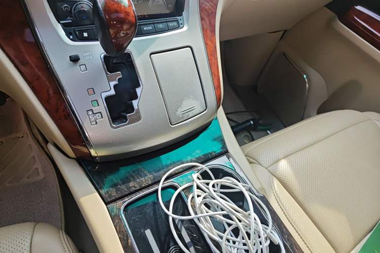 Used Toyota Alphard 2011 3.5L Luxury Edition Gear Lever