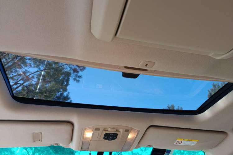 Used Toyota Alphard 2011 3.5L Luxury Edition Headliner