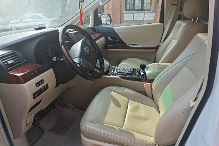 Used Toyota Alphard 2011 3.5L Luxury Edition Left Front Seat