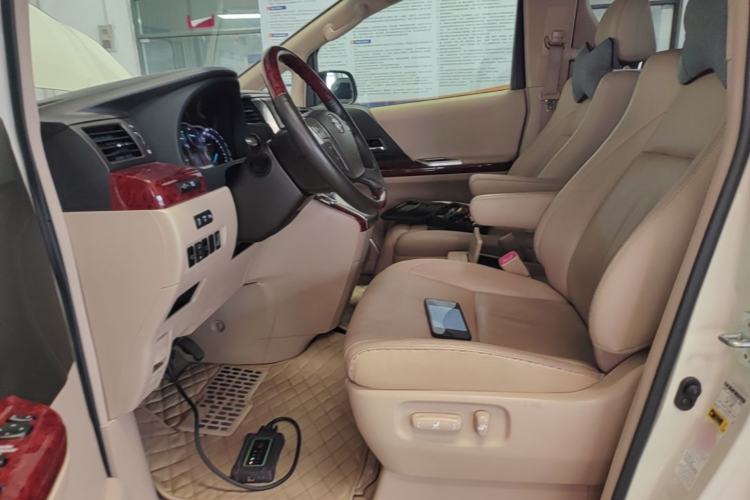 Used Toyota Alphard 2011 3.5L Luxury Edition Left Front Seat