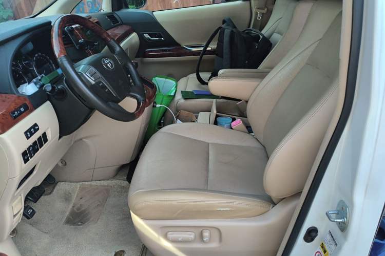 Used Toyota Alphard 2011 3.5L Luxury Edition Left Front Seat