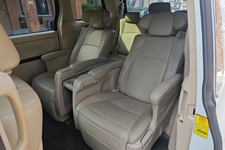 Used Toyota Alphard 2011 3.5L Luxury Edition Left Rear Seat