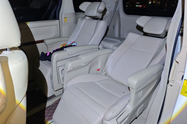 Used Toyota Alphard 2011 3.5L Luxury Edition Left Rear Seat