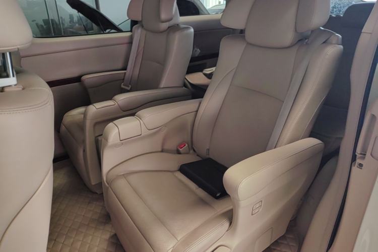 Used Toyota Alphard 2011 3.5L Luxury Edition Left Rear Seat