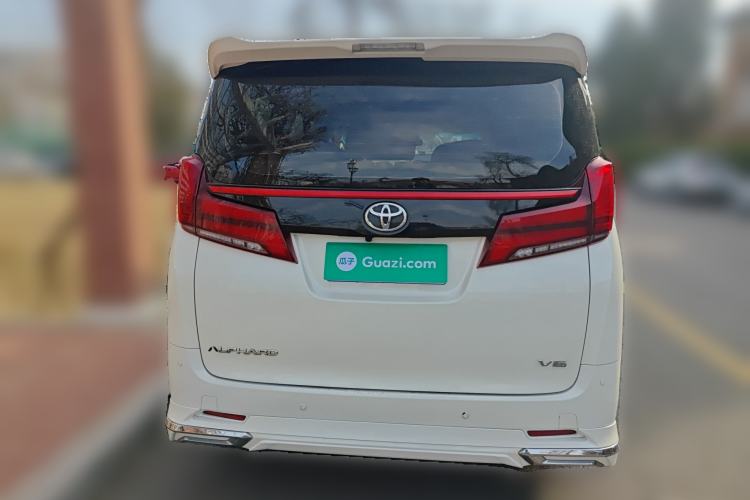 Used Toyota Alphard 2011 3.5L Luxury Edition Rear