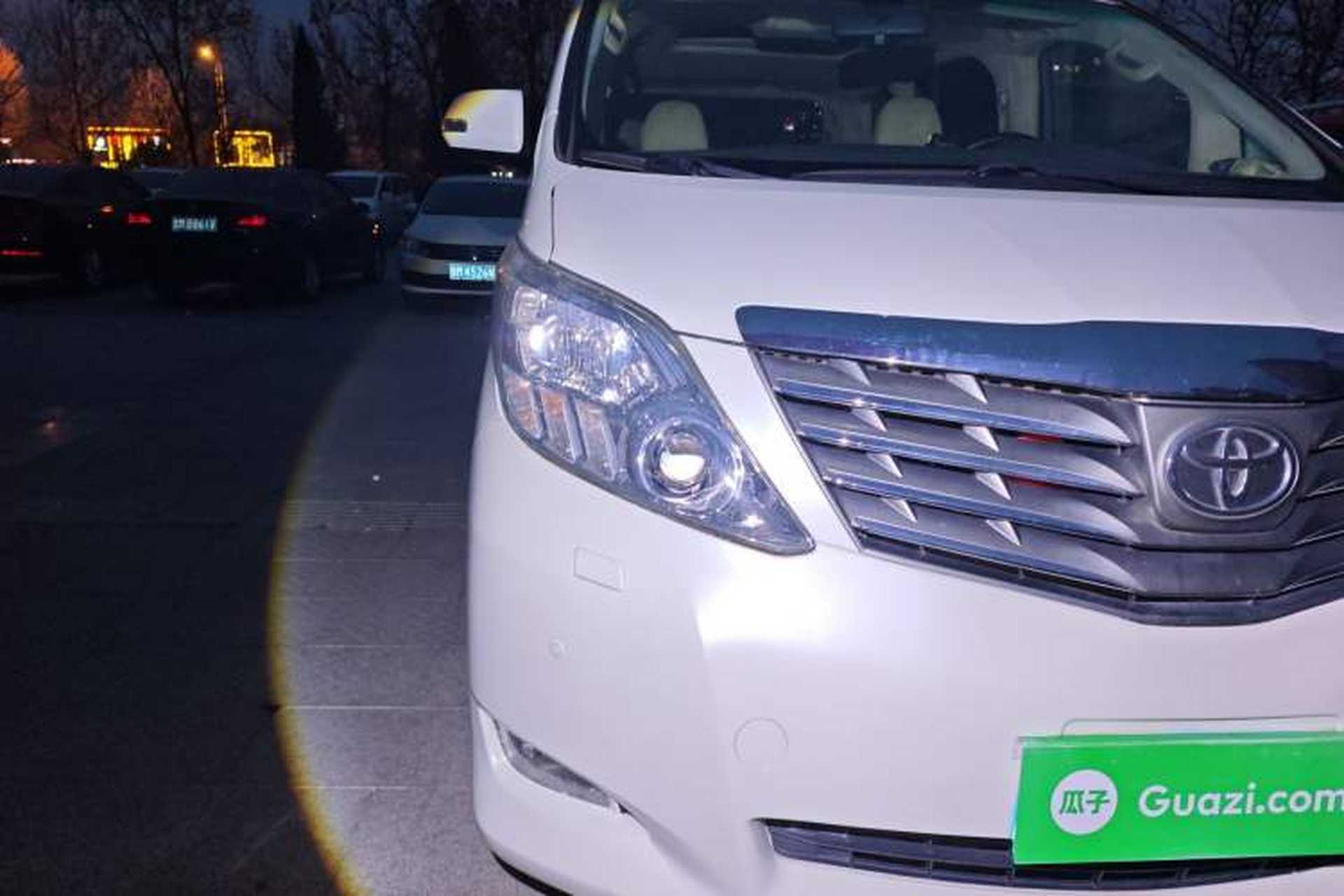 Used Toyota Alphard 2011 3.5L Luxury Edition Right Front Headlight