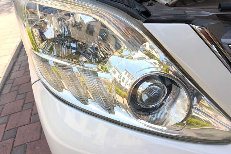 Used Toyota Alphard 2011 3.5L Luxury Edition Right Front Headlight