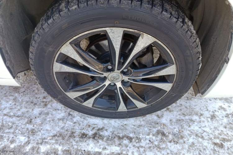 Used Toyota Alphard 2011 3.5L Luxury Edition Right Front Wheel Hub