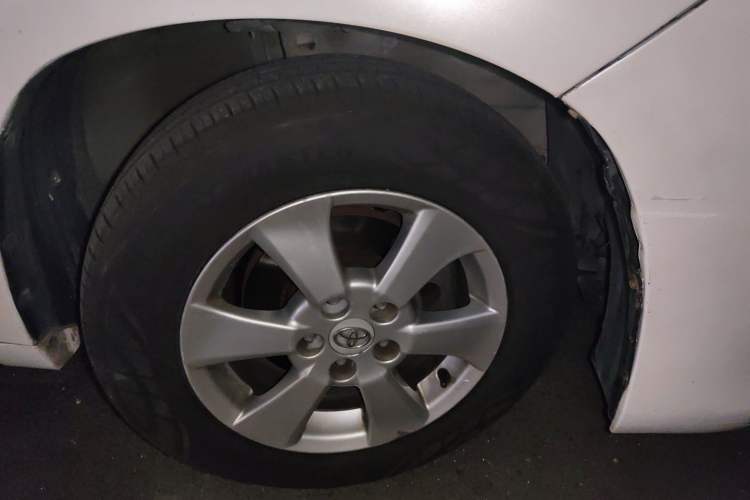 Used Toyota Alphard 2011 2.4L Luxury Edition Right Front Wheel Hub