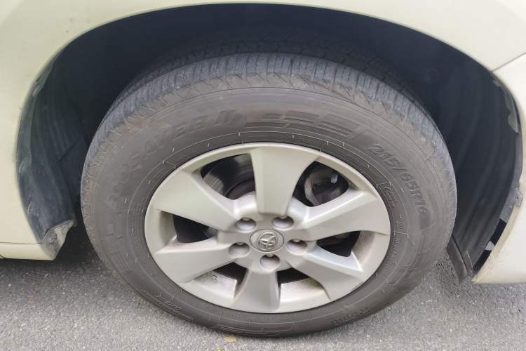 Used Toyota Alphard 2011 3.5L Luxury Edition Right Front Wheel Hub