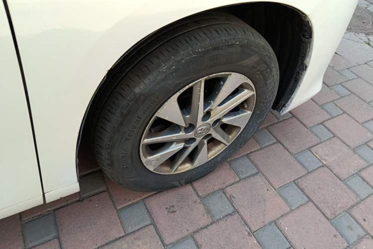 Used Toyota Alphard 2011 3.5L Luxury Edition Right Front Wheel Hub