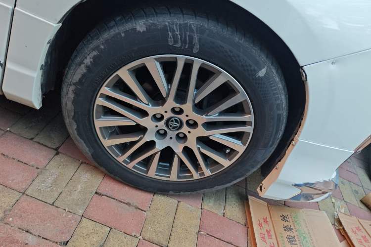 Used Toyota Alphard 2011 3.5L Luxury Edition Right Front Wheel Hub
