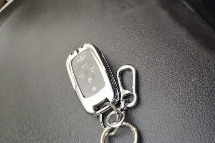 Used Toyota Alphard 2011 3.5L Luxury Edition Vehicle Key