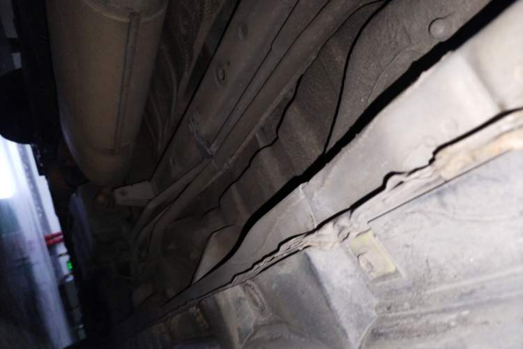 Used Toyota Alphard 2011 3.5L Luxury Edition Chassis Rear Right