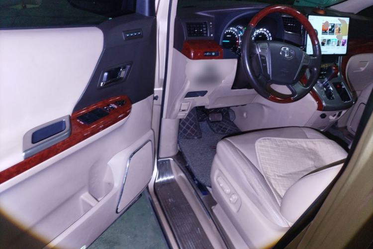 Used Toyota Alphard 2011 3.5L Luxury Edition Driver Seat