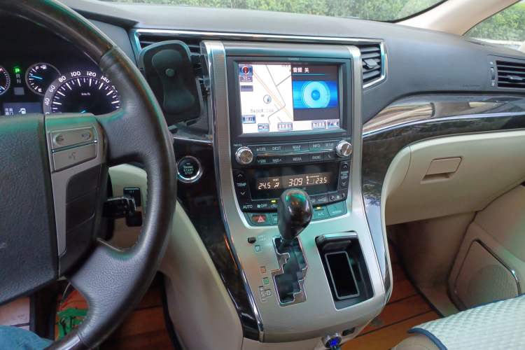 Used Toyota Alphard 2012 3.5L Luxury Edition Audio And AC Panel