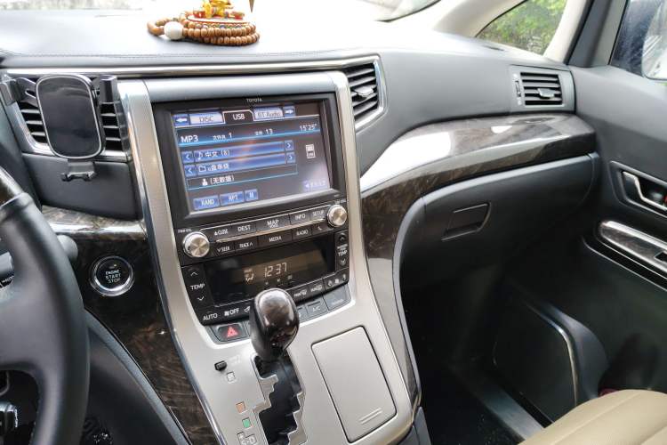 Used Toyota Alphard 2012 3.5L Luxury Edition Audio And AC Panel