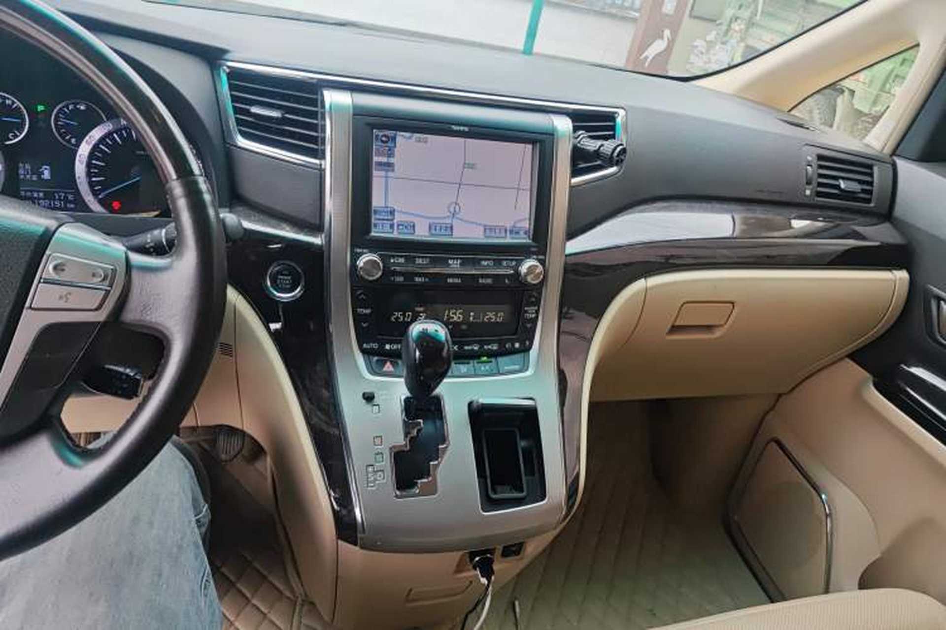 Used Toyota Alphard 2012 3.5L Luxury Edition Audio And AC Panel