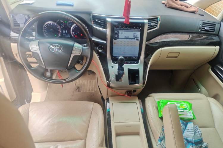 Used Toyota Alphard 2012 3.5L Luxury Edition Center Console