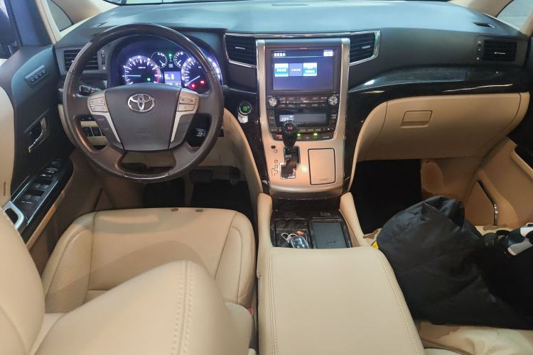Used Toyota Alphard 2012 3.5L Luxury Edition Center Console
