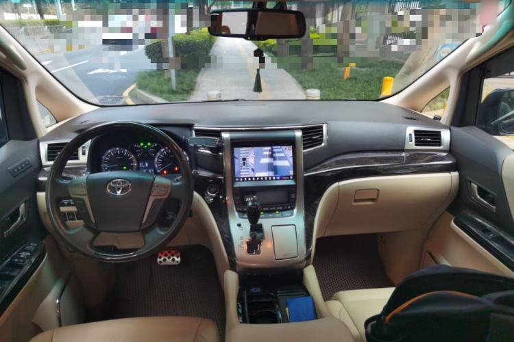 Used Toyota Alphard 2012 3.5L Luxury Edition Center Console